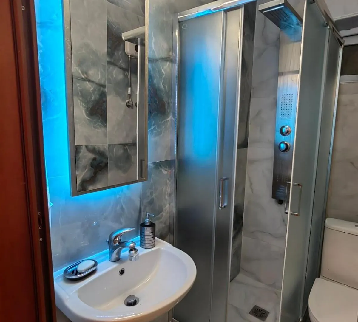 Blue Lagoon Skala Fourkas Apartment